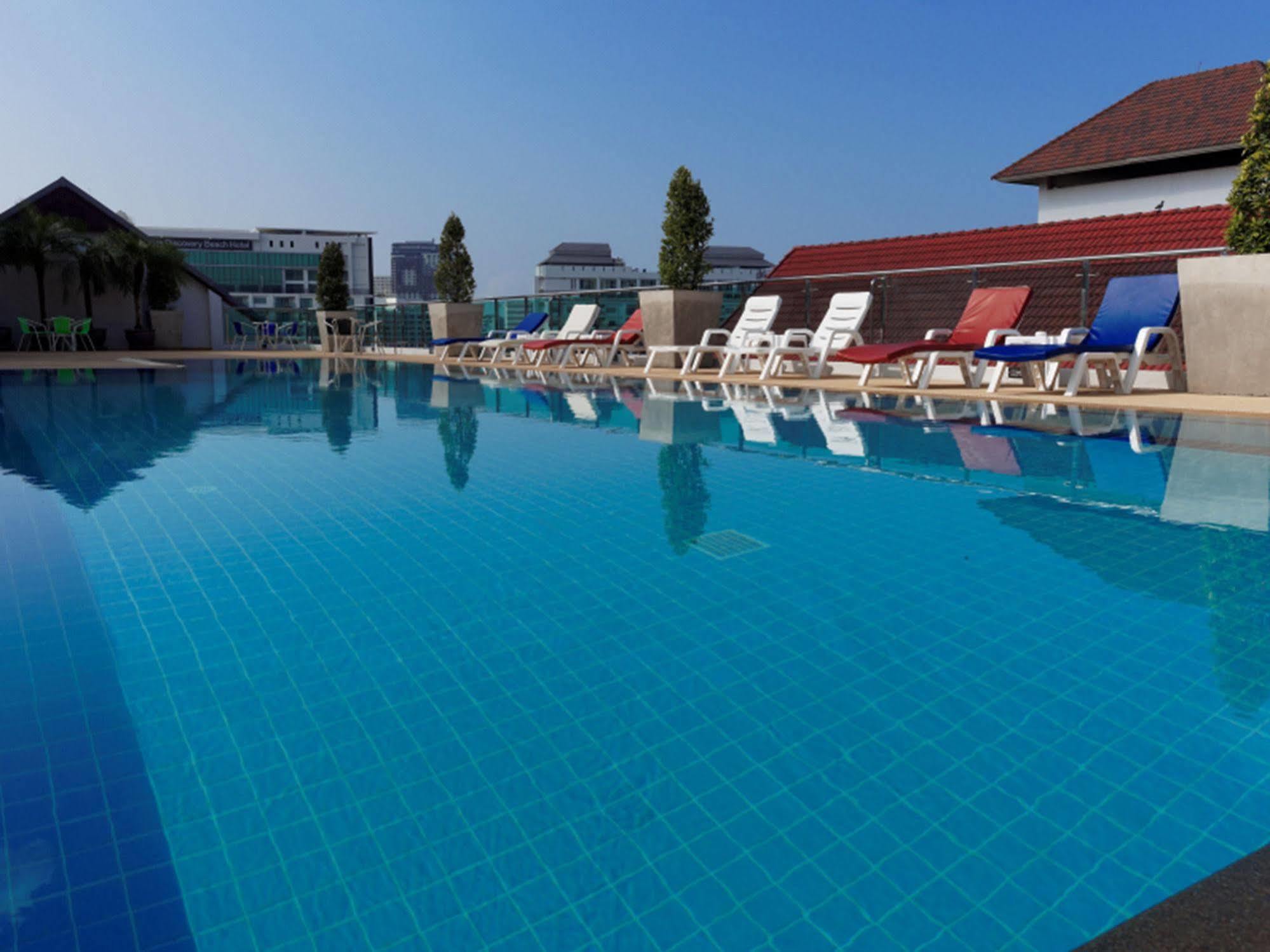 Hotel Pattaya Blue Sky Zewnętrze zdjęcie